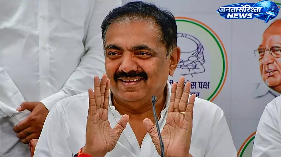Jayant Patil का सरकार पर तंज, ईंधन संकट को लेकर उठाए सवाल Jayant Patil का सरकार पर तंज, ईंधन संकट को लेकर उठाए सवाल