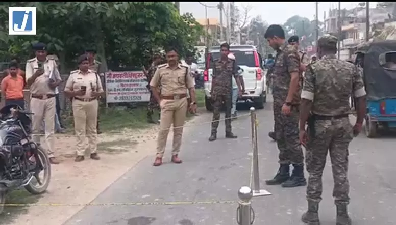 अपराधियों ने जमीन कारोबारी की दिनदहाड़े गोली मारकर हत्या की अपराधियों ने जमीन कारोबारी की दिनदहाड़े गोली मारकर हत्या की