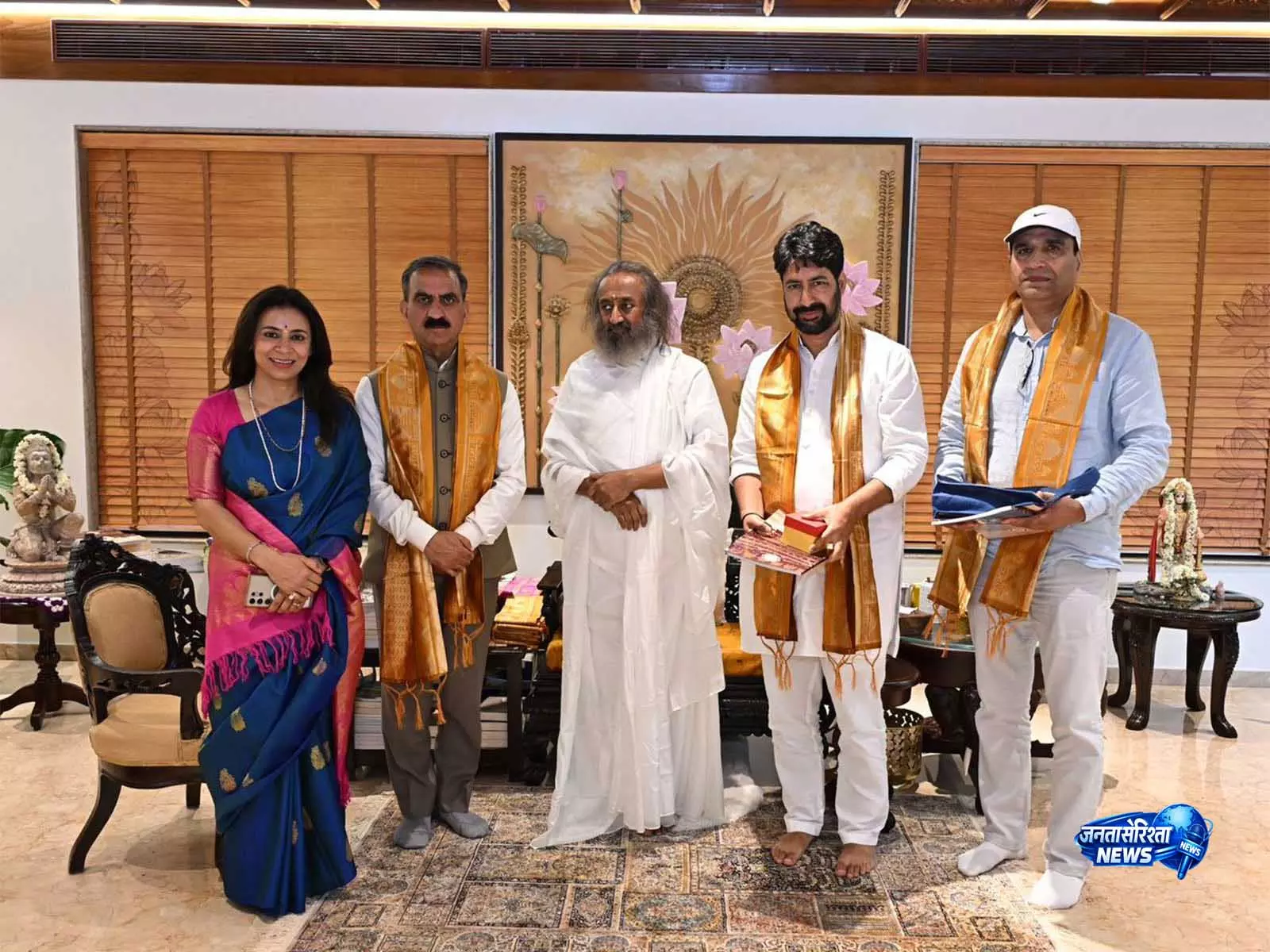 हिमाचल के CM सुक्खू ने श्री श्री रविशंकर से मुलाकात की, प्राकृतिक खेती और आवारा पशुओं के कल्याण पर चर्चा की हिमाचल के CM सुक्खू ने श्री श्री रविशंकर से मुलाकात की, प्राकृतिक खेती और आवारा पशुओं के कल्याण पर चर्चा की