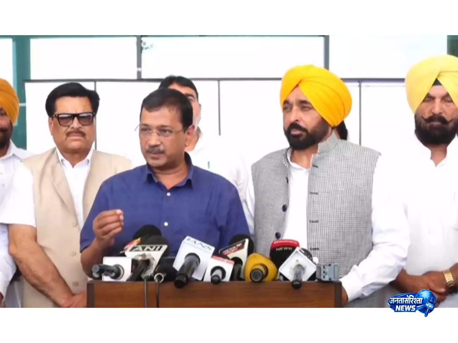 AAP अपना ही रिकॉर्ड तोड़ेगी: पंजाब निकाय चुनावों से पहले अरविंद केजरीवाल आश्वस्त AAP अपना ही रिकॉर्ड तोड़ेगी: पंजाब निकाय चुनावों से पहले अरविंद केजरीवाल आश्वस्त
