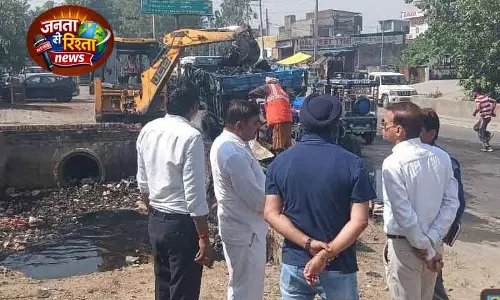Yamunanagar नगर निकाय ने नाला सफाई अभियान तेज़ किया Yamunanagar नगर निकाय ने नाला सफाई अभियान तेज़ किया