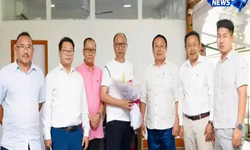Manipur: उखरुल गांव ने मुख्यमंत्री से सुरक्षा के लिए गुहार लगाई Manipur: उखरुल गांव ने मुख्यमंत्री से सुरक्षा के लिए गुहार लगाई