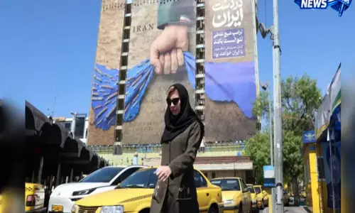 Iran अमेरिका के प्रस्ताव पर विचार, ट्रंप बोले – बातचीत सीमा रेखा पर Iran अमेरिका के प्रस्ताव पर विचार, ट्रंप बोले – बातचीत सीमा रेखा पर