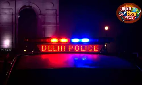Delhi पुलिस ने साइबर धोखाधड़ी गिरोह का भंडाफोड़ किया, 8 गिरफ्तार Delhi पुलिस ने साइबर धोखाधड़ी गिरोह का भंडाफोड़ किया, 8 गिरफ्तार