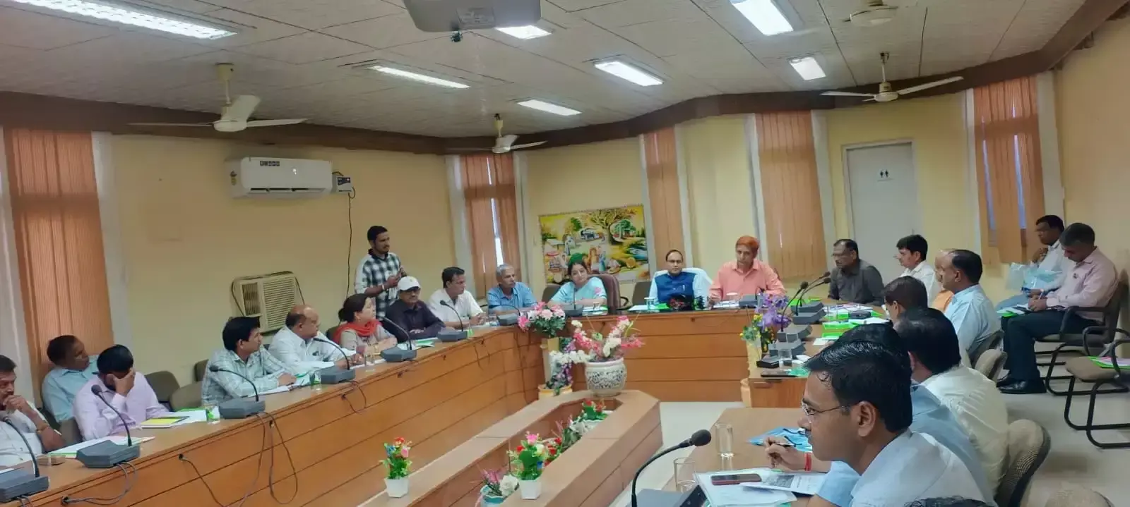 Bikaner: विश्वविद्यालय में सीड पॉलिसी तैयार, कृषि भूमि के पूर्ण उपयोग पर जोर Bikaner: विश्वविद्यालय में सीड पॉलिसी तैयार, कृषि भूमि के पूर्ण उपयोग पर जोर
