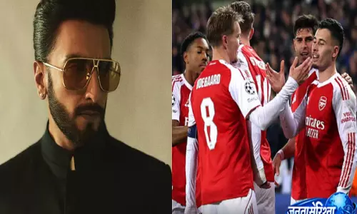 रणवीर सिंह ने आर्सेनल F.C. के ऐतिहासिक प्रीमियर लीग खिताब पर लिखा भावुक नोट रणवीर सिंह ने आर्सेनल F.C. के ऐतिहासिक प्रीमियर लीग खिताब पर लिखा भावुक नोट