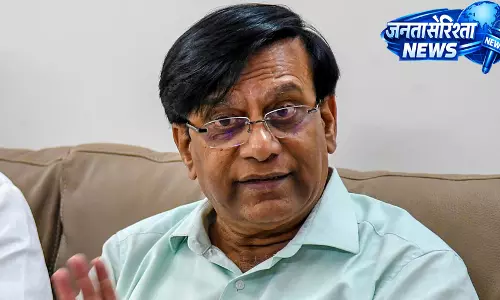 कर्नाटक में नेतृत्व को लेकर बयान से हलचल, खड़गे के CM बनने की इच्छा पर रायरेड्डी का दावा कर्नाटक में नेतृत्व को लेकर बयान से हलचल, खड़गे के CM बनने की इच्छा पर रायरेड्डी का दावा