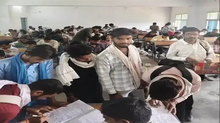 Rewa: रोजगार मेले में कंपनियों ने युवाओं का किया चयन Rewa: रोजगार मेले में कंपनियों ने युवाओं का किया चयन