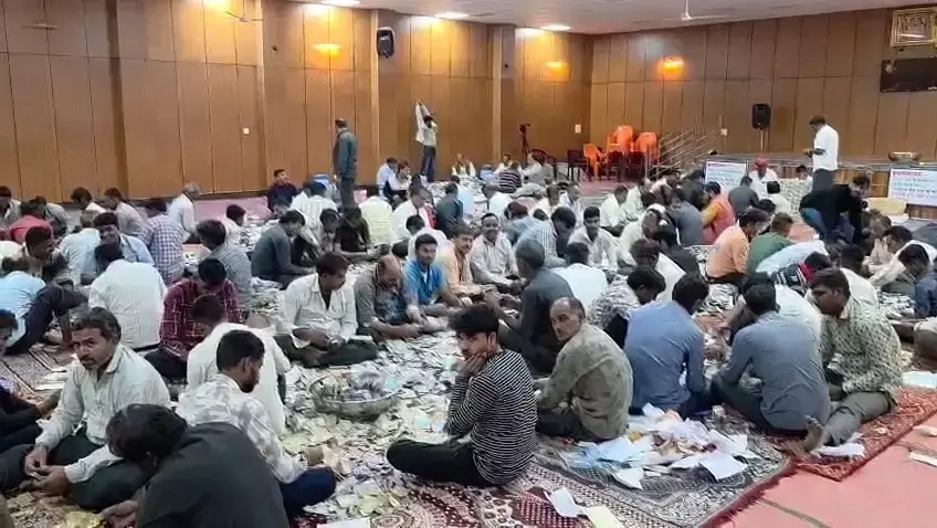 Chittorgarh: भक्तों की आस्था का केंद्र बना सांवलिया सेठ मंदिर Chittorgarh: भक्तों की आस्था का केंद्र बना सांवलिया सेठ मंदिर
