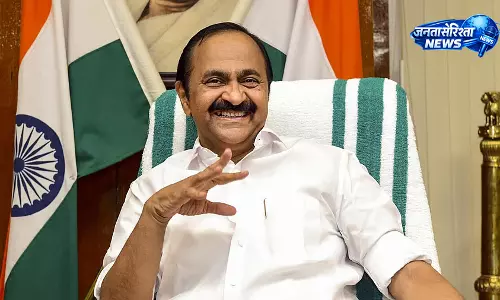 Kerala : मुख्यमंत्री वी.डी. सतीशन ने विधायक पद की शपथ में फिर लिया पूरा नाम Kerala : मुख्यमंत्री वी.डी. सतीशन ने विधायक पद की शपथ में फिर लिया पूरा नाम