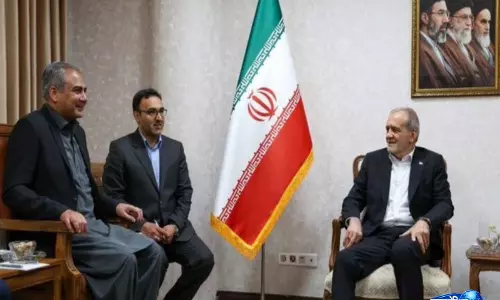 Iran शांति प्रस्ताव पर विचार कर रहा है, ट्रंप ने मांगे “ठोस जवाब”, तनाव के बीच कूटनीति तेज Iran शांति प्रस्ताव पर विचार कर रहा है, ट्रंप ने मांगे “ठोस जवाब”, तनाव के बीच कूटनीति तेज