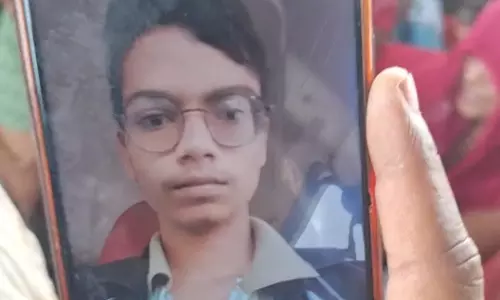Faridabad: नहर में लापता युवक का शव मिलने से इलाके में शोक Faridabad: नहर में लापता युवक का शव मिलने से इलाके में शोक