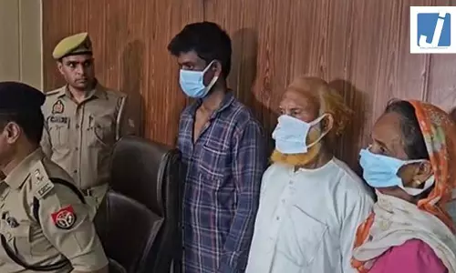 पिता ने बहन-बहनोई के साथ मिलकर की बेटी की हत्या, शव के किए कई टुकड़े पिता ने बहन-बहनोई के साथ मिलकर की बेटी की हत्या, शव के किए कई टुकड़े