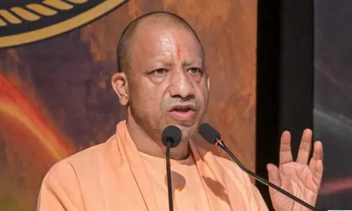 योगी सरकार का तोहफा, 16 लाख कर्मचारियों और पेंशनर्स का बढ़ा महंगाई भत्ता योगी सरकार का तोहफा, 16 लाख कर्मचारियों और पेंशनर्स का बढ़ा महंगाई भत्ता