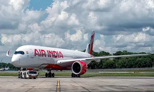 FIRE: एयर इंडिया फ्लाइट AI2802 के इंजन में आग FIRE: एयर इंडिया फ्लाइट AI2802 के इंजन में आग