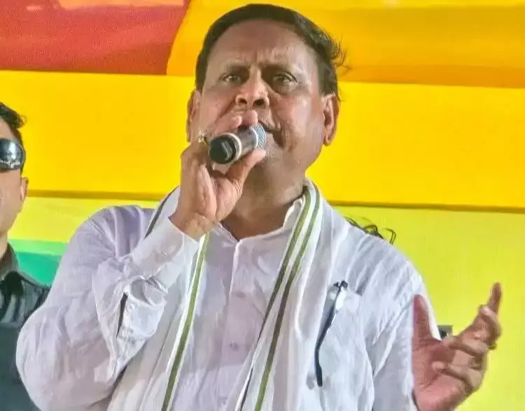 Kolkata: हुमायूं कबीर ने कुर्बानी को लेकर समुदाय का पक्ष रखा Kolkata: हुमायूं कबीर ने कुर्बानी को लेकर समुदाय का पक्ष रखा