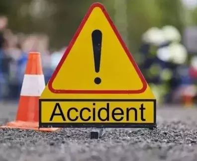 Chandigarh : सड़क हादसे में दो युवकों के परिवारों को 66 लाख रुपये मुआवजा Chandigarh : सड़क हादसे में दो युवकों के परिवारों को 66 लाख रुपये मुआवजा