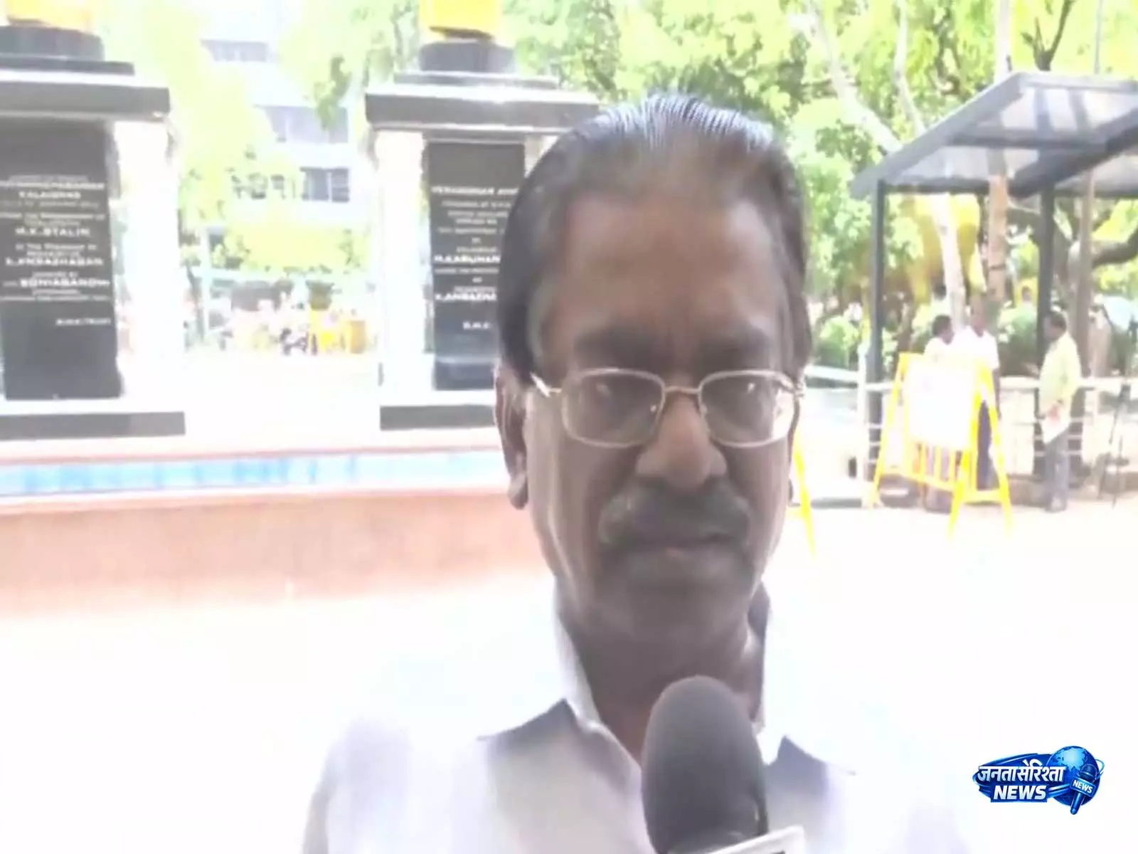 DMK के एलांगोवन ने वंदे मातरम विवाद को लेकर तमिलनाडु सरकार पर दबाव डालने का आरोप लगाया DMK के एलांगोवन ने वंदे मातरम विवाद को लेकर तमिलनाडु सरकार पर दबाव डालने का आरोप लगाया