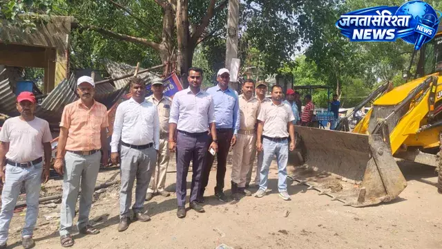 Jharkhand : न्यू बस स्टैंड में नगर निगम का अतिक्रमण हटाओ अभियान, कई अवैध ढांचे ध्वस्त Jharkhand : न्यू बस स्टैंड में नगर निगम का अतिक्रमण हटाओ अभियान, कई अवैध ढांचे ध्वस्त