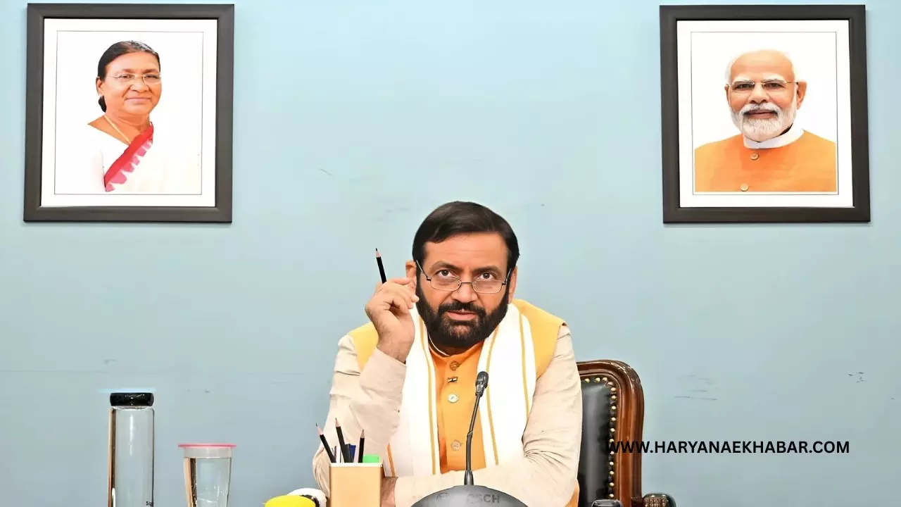 Chandigarh: हरियाणा सरकार का बड़ा फैसला, छुट्टियों में विदेश यात्रा पर रोक Chandigarh: हरियाणा सरकार का बड़ा फैसला, छुट्टियों में विदेश यात्रा पर रोक
