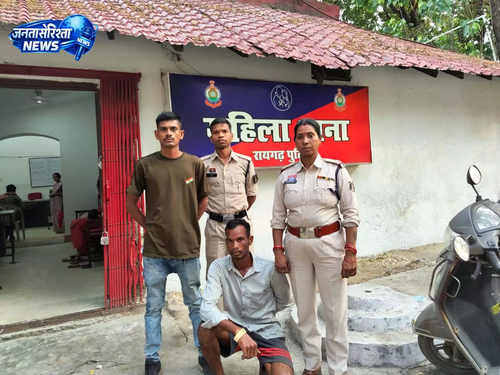 महिला थाना की त्वरित कार्रवाई, छेड़खानी के आरोपी को किया गिरफ्तार महिला थाना की त्वरित कार्रवाई, छेड़खानी के आरोपी को किया गिरफ्तार