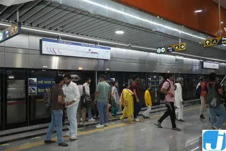 नमो भारत यात्रियों को बड़ी राहत, दिल्ली-मेरठ कॉरिडोर पर बढ़ेंगी 8 अतिरिक्त ट्रिप्स नमो भारत यात्रियों को बड़ी राहत, दिल्ली-मेरठ कॉरिडोर पर बढ़ेंगी 8 अतिरिक्त ट्रिप्स