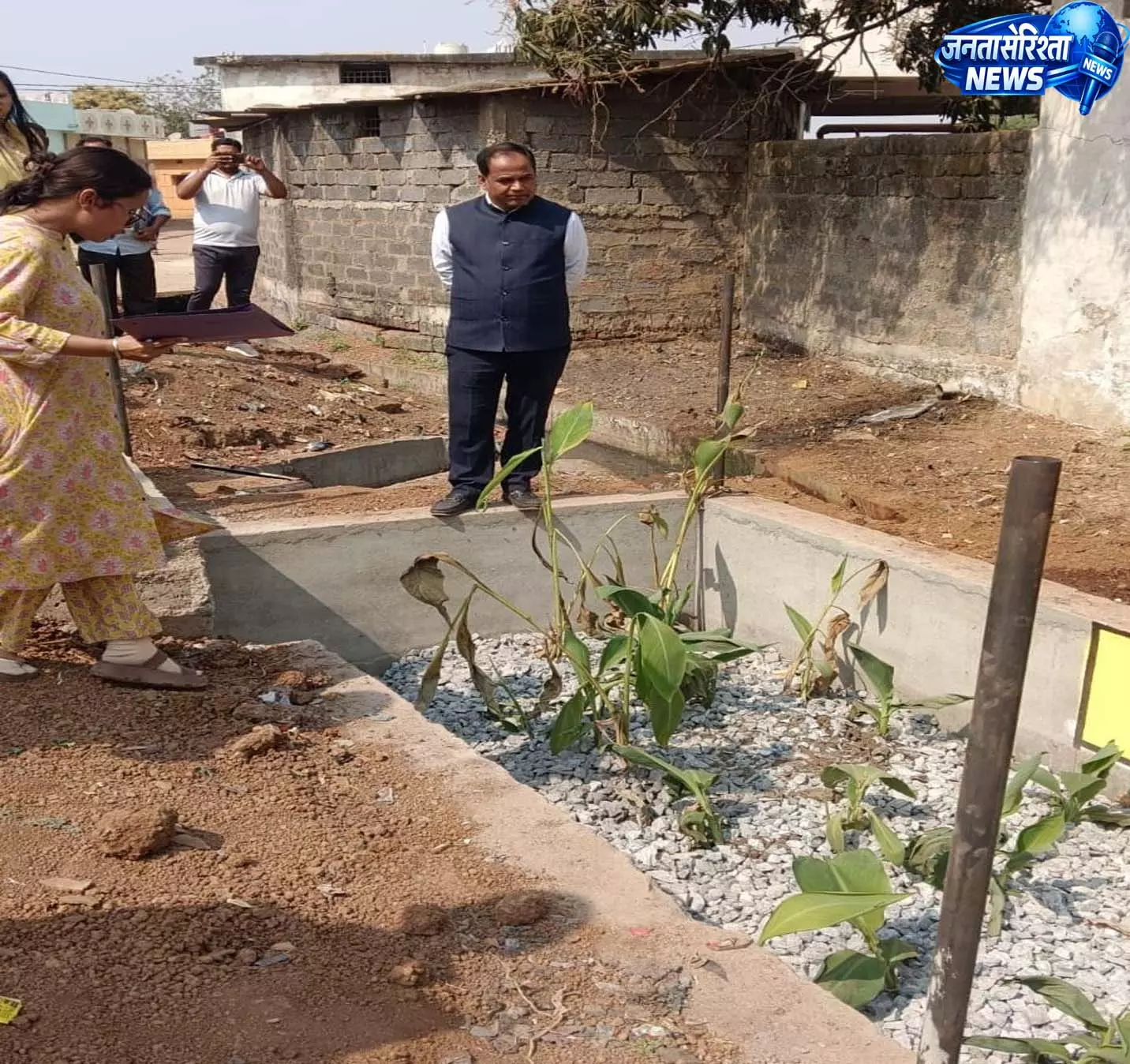 स्वच्छता और जल संरक्षण की दिशा में ग्राम परसदा उमरिया की अनूठी पहल स्वच्छता और जल संरक्षण की दिशा में ग्राम परसदा उमरिया की अनूठी पहल