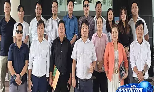 Itanagar: AAPSU ने सभी संस्थानों में शैक्षिक सुधार की मांग Itanagar: AAPSU ने सभी संस्थानों में शैक्षिक सुधार की मांग