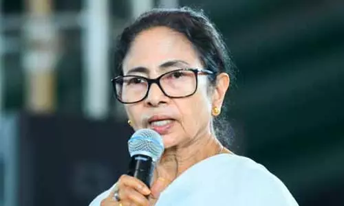 आईपैक छापेमारी मामला : ममता बनर्जी के खिलाफ ED की याचिका पर आज SC करेगा सुनवाई