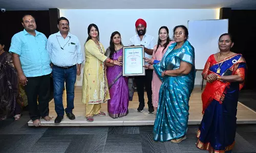 प्रत्युषा फाउंडेशन ने 26 मातृशक्ति को किया सम्मानित प्रत्युषा फाउंडेशन ने 26 मातृशक्ति को किया सम्मानित