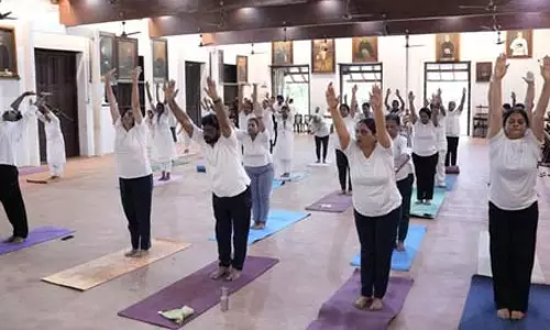 केरल में अंतरराष्ट्रीय योग दिवस 2026 की तैयारी जोरों पर, महिलाओं के लिए समग्र स्वास्थ्य कार्यक्रम केरल में अंतरराष्ट्रीय योग दिवस 2026 की तैयारी जोरों पर, महिलाओं के लिए समग्र स्वास्थ्य कार्यक्रम