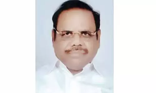 AIADMK में उपेक्षा का आरोप: पूर्व स्पीकर धनपाल का बयान, बेटे के मंत्री बनने पर जताई खुशी AIADMK में उपेक्षा का आरोप: पूर्व स्पीकर धनपाल का बयान, बेटे के मंत्री बनने पर जताई खुशी