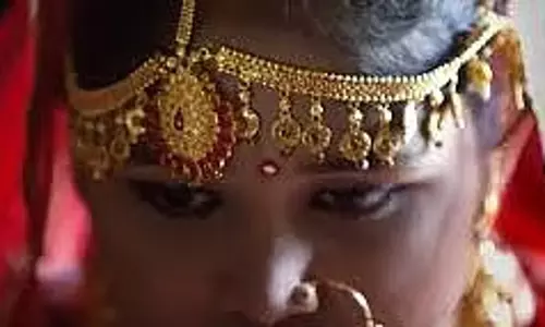 Rangwasa: बाल विवाह रुका, 13 वर्षीय लड़की की शादी पर प्रशासन की कार्रवाई Rangwasa: बाल विवाह रुका, 13 वर्षीय लड़की की शादी पर प्रशासन की कार्रवाई