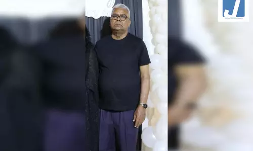अस्पताल में पिता की आखिरी यादगार राडो घड़ी गायब, बेटी ने लगाया चोरी का आरोप अस्पताल में पिता की आखिरी यादगार राडो घड़ी गायब, बेटी ने लगाया चोरी का आरोप