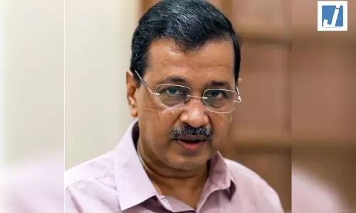 अरविंद केजरीवाल ने केंद्र सरकार पर, तो आप विधायकों ने दिल्ली सरकार पर साधा निशाना अरविंद केजरीवाल ने केंद्र सरकार पर, तो आप विधायकों ने दिल्ली सरकार पर साधा निशाना