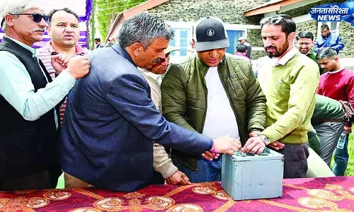 चुनाव कर्मियों की दूसरी रिहर्सल पूरी