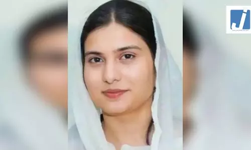 सांसद के खिलाफ FIR दर्ज, डीआईजी कार्यालय के बाहर हंगामा करने का आरोप सांसद के खिलाफ FIR दर्ज, डीआईजी कार्यालय के बाहर हंगामा करने का आरोप