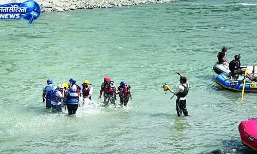 चिलचिलाती गर्मी से बचने के लिए कुल्लू-मनाली पहुंचे सैलानी
