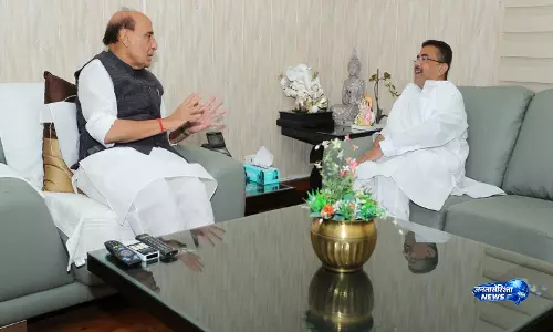 पश्चिम बंगाल के CM सुवेंदु अधिकारी ने दिल्ली में राजनाथ सिंह से की मुलाकात