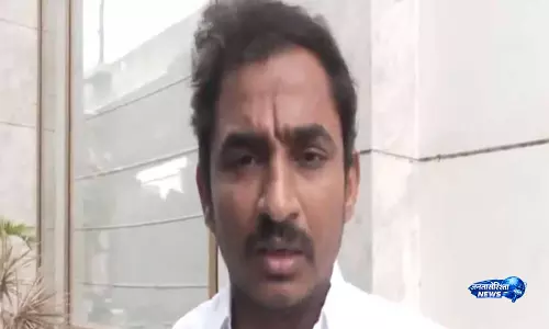 तेलंगाना कांग्रेस नेता रेड्डी ने पेपर लीक नहीं हुआ वाले बयान पर NTA DG की आलोचना की तेलंगाना कांग्रेस नेता रेड्डी ने पेपर लीक नहीं हुआ वाले बयान पर NTA DG की आलोचना की