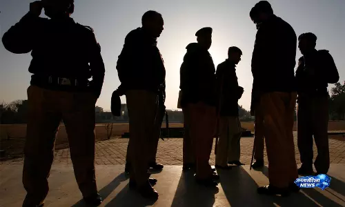 पाकिस्तानी सेना पर Balochistan भर में ज़बरन गायब करने के नए आरोप लगे पाकिस्तानी सेना पर Balochistan भर में ज़बरन गायब करने के नए आरोप लगे