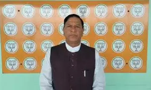 Shimla: हिमाचल में चुनावी व्यवस्था को लेकर सियासी घमासान Shimla: हिमाचल में चुनावी व्यवस्था को लेकर सियासी घमासान