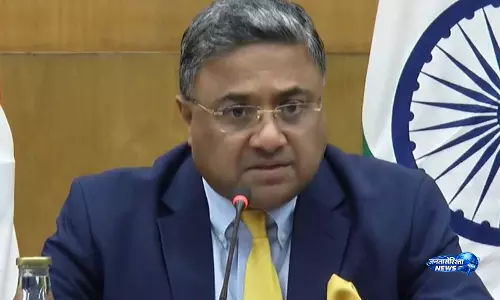 भारत–साइप्रस ने रक्षा रोडमैप और आतंकवाद-रोधी JWG पर हस्ताक्षर किए भारत–साइप्रस ने रक्षा रोडमैप और आतंकवाद-रोधी JWG पर हस्ताक्षर किए