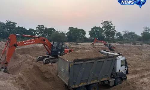 रेत के अवैध उत्खनन पर खनिज विभाग कार्रवाई जारी, 2 चैन माउंटेन सील