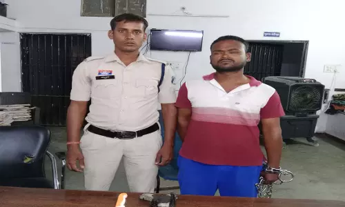 सरस्वती नगर में चाकू और एयर गन के साथ युवक गिरफ्तार
