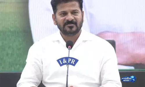 तेलंगाना के CM रेड्डी ने किडनी ट्रांसप्लांट की उपलब्धि पर डॉक्टरों की टीम को दी बधाई तेलंगाना के CM रेड्डी ने किडनी ट्रांसप्लांट की उपलब्धि पर डॉक्टरों की टीम को दी बधाई