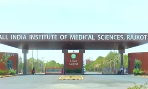 सौराष्ट्र का मेडिकल हब बना एम्स राजकोट, गरीबों को फ्री में मिल रहा सुपर स्पेशियलिटी ट्रीटमेंट सौराष्ट्र का मेडिकल हब बना एम्स राजकोट, गरीबों को फ्री में मिल रहा सुपर स्पेशियलिटी ट्रीटमेंट