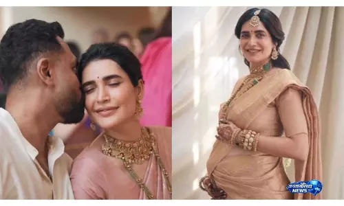 Karishma Tanna ने साउथ इंडियन अंदाज में ‘गोध भराई’ समारोह मनाया Karishma Tanna ने साउथ इंडियन अंदाज में ‘गोध भराई’ समारोह मनाया