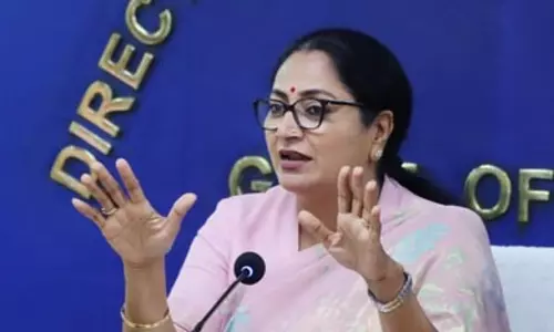 दिल्ली की सीएम रेखा गुप्ता ने जल और सीवर इंफ्रा चार्ज में बड़ी राहत की घोषणा की