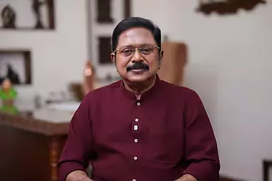 TTV दिनाकरन की CM विजय से अपील: पीड़ित लड़की के इलाज में मदद की मांग TTV दिनाकरन की CM विजय से अपील: पीड़ित लड़की के इलाज में मदद की मांग